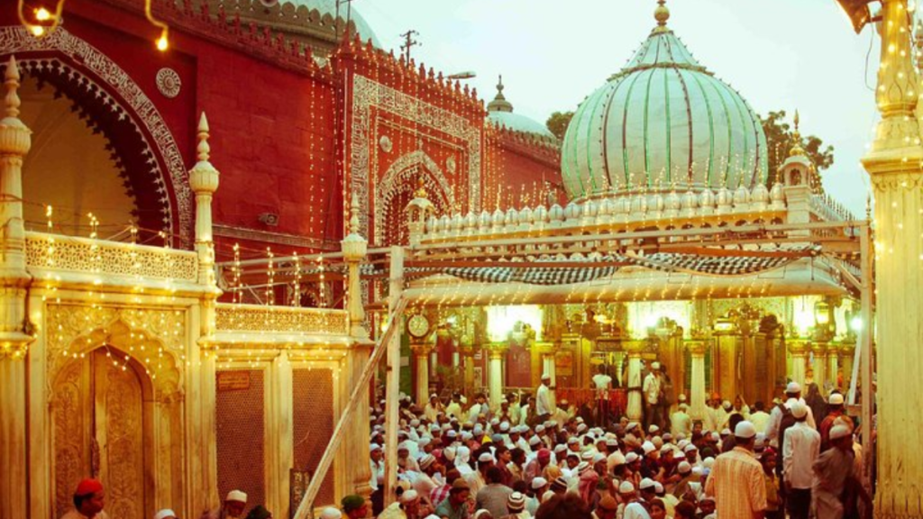 Magic of Sufi Music at Hazrat Nizam-ud-Din